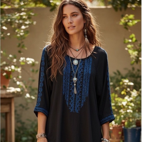 Garnet Hill Tops - Garnet Hill Top S Black Blue Embroidered  Boho Peasant Cottagecore Hippie